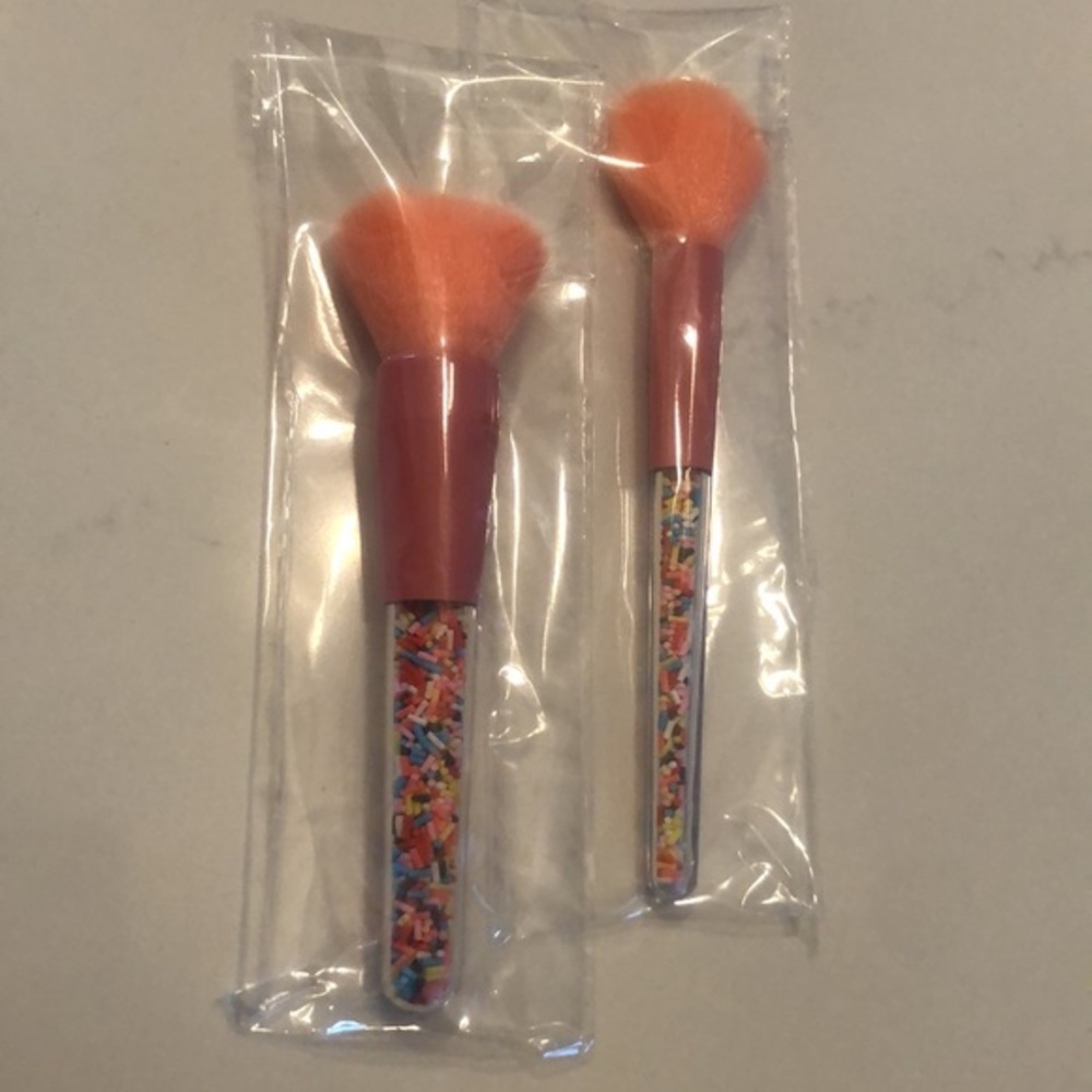 Confetti sprinkles nwt Colored Granule Transparent Handle Cosmetic Brush set